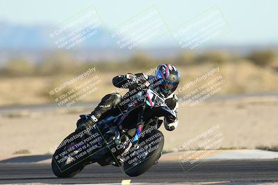 media/Dec-07-2025-CVMA (Sun) [[3e7d2de5dc]]/Race 17-Amateur Formula Middleweight/